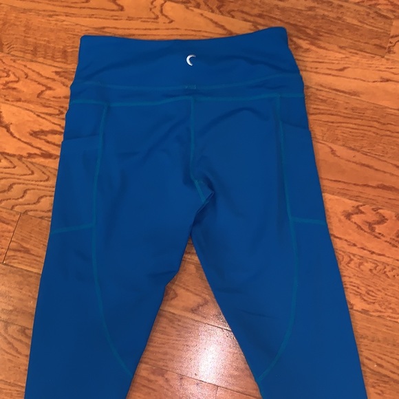 Light and tights - Picture 4 of 4